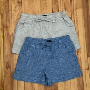 Lot of 2 Reitmans linen-blend shorts + free RW&Co. sleeveless top